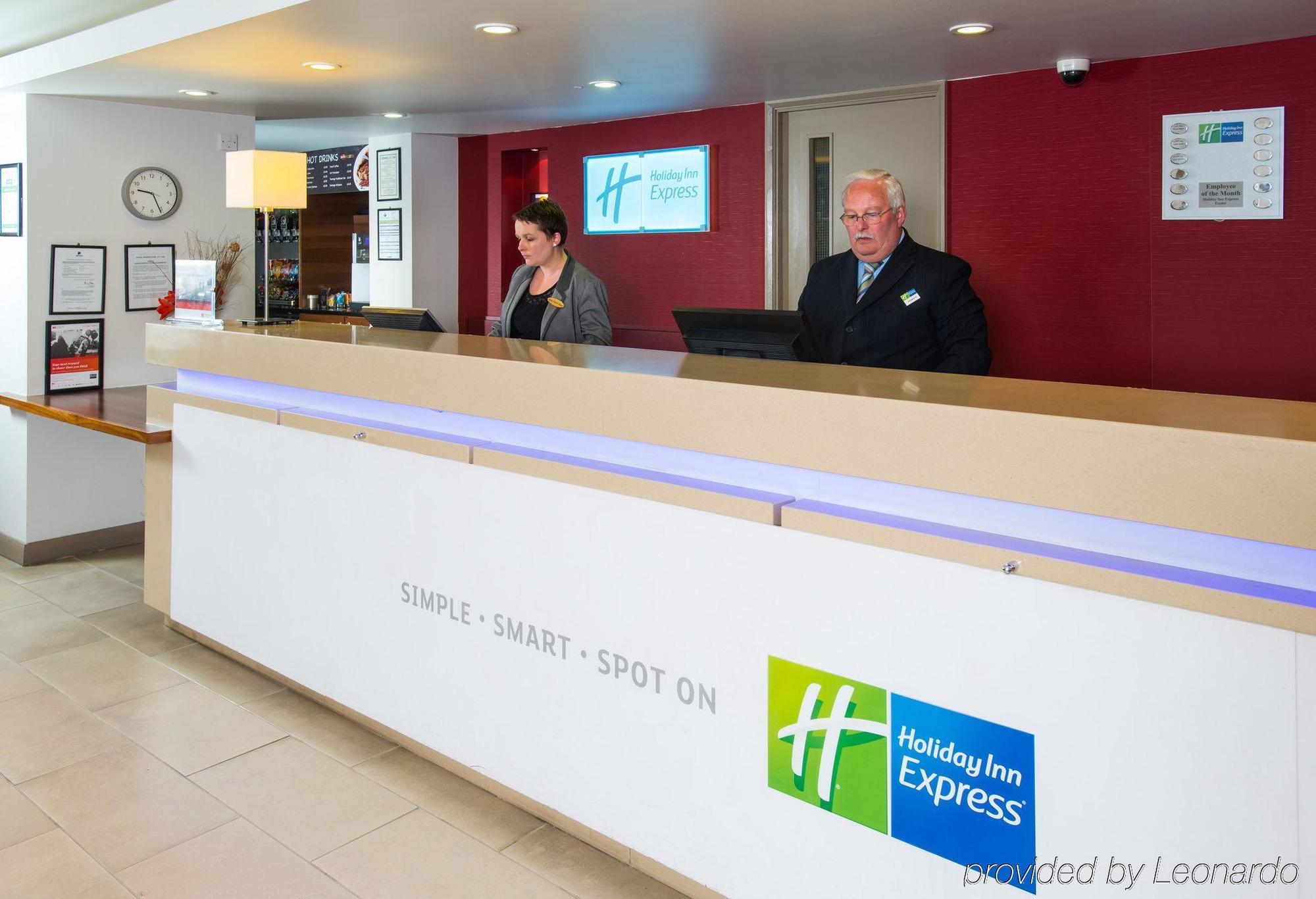 Holiday Inn Express Exeter East, An Ihg Hotel Exterior photo