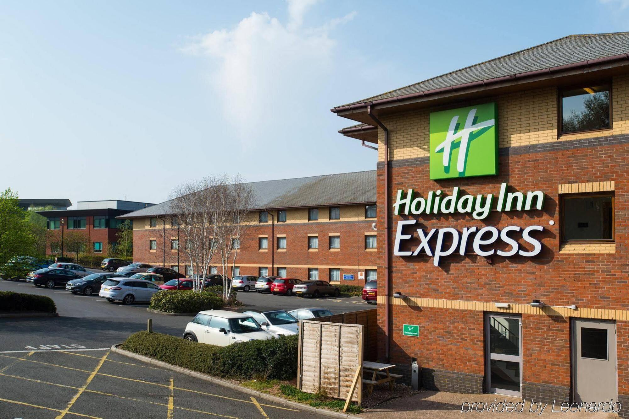 Holiday Inn Express Exeter East, An Ihg Hotel Exterior photo